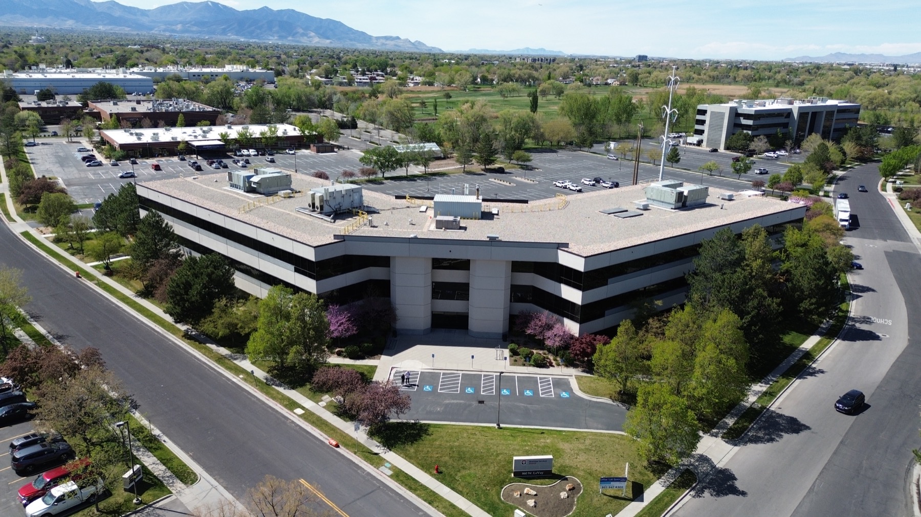 960 LeVoy — Murray, UT